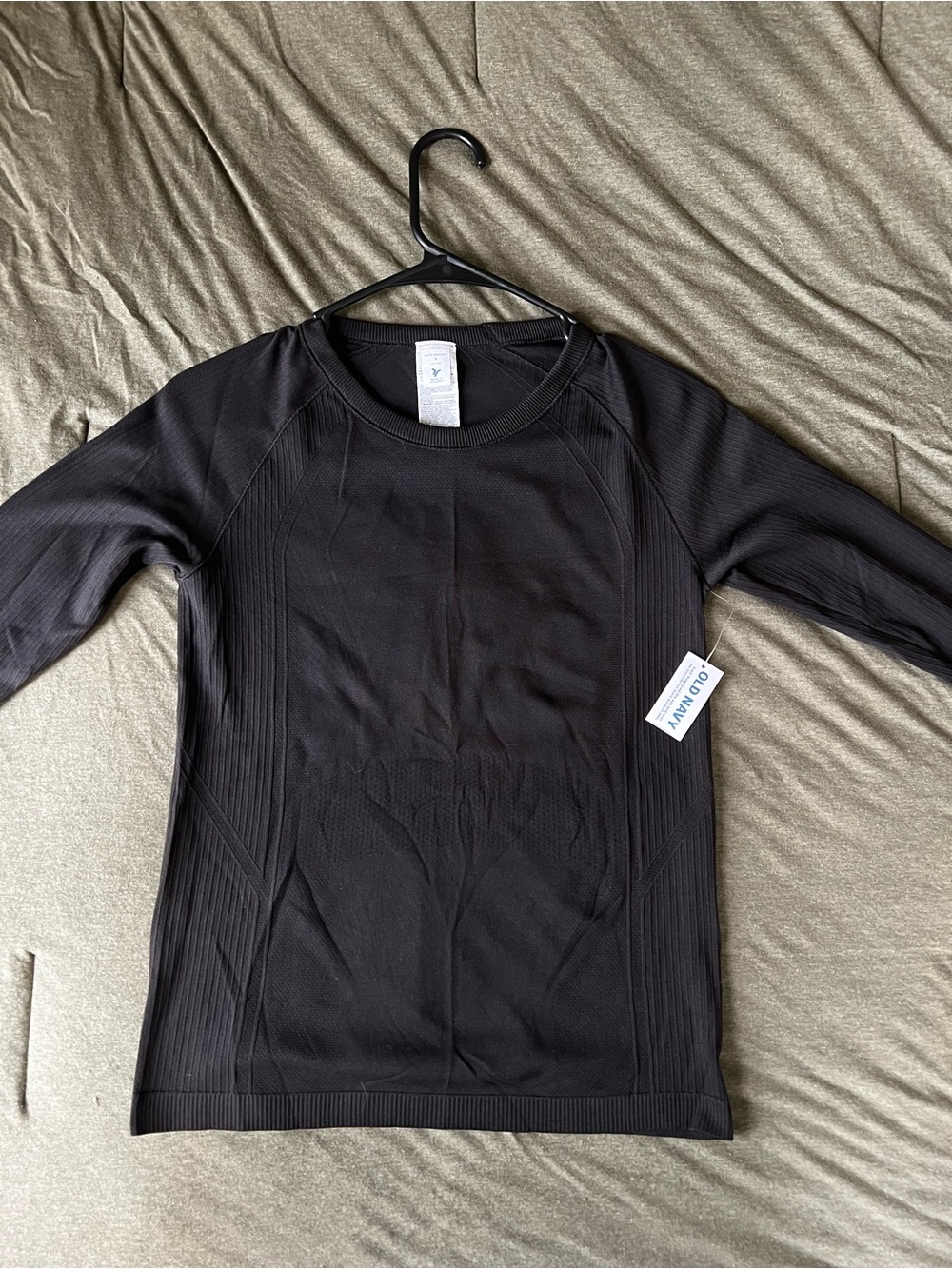 Old Navy Black Long Sleeve Ribbed Tee